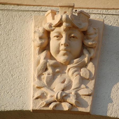 Fenyes Vinorium Bed & Breakfast Sopron Ngoại thất bức ảnh