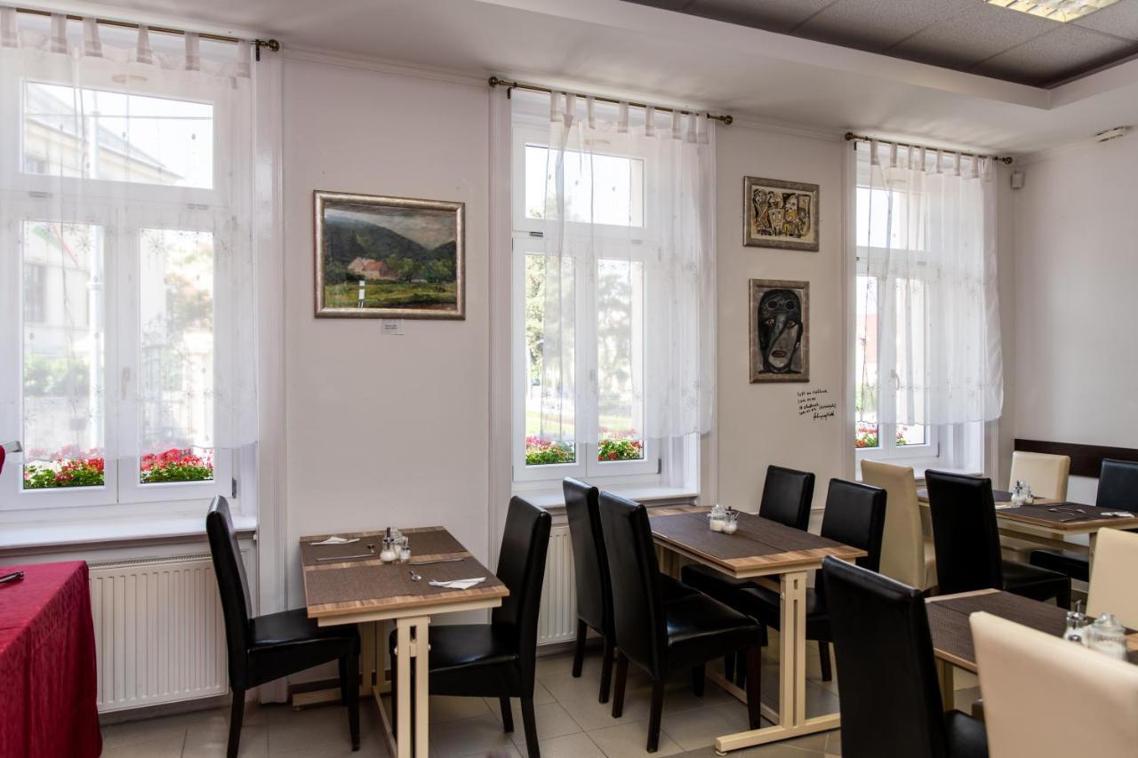 Fenyes Vinorium Bed & Breakfast Sopron Ngoại thất bức ảnh