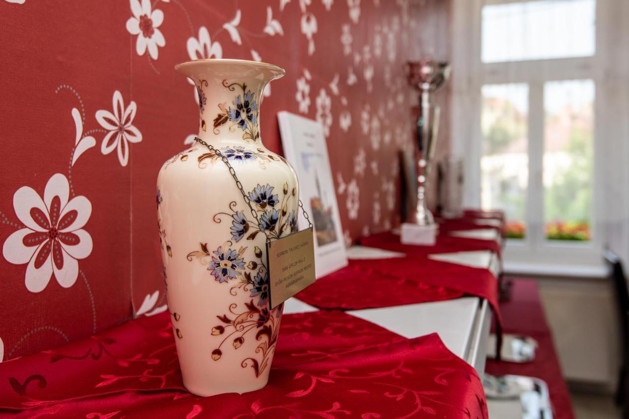 Fenyes Vinorium Bed & Breakfast Sopron Ngoại thất bức ảnh