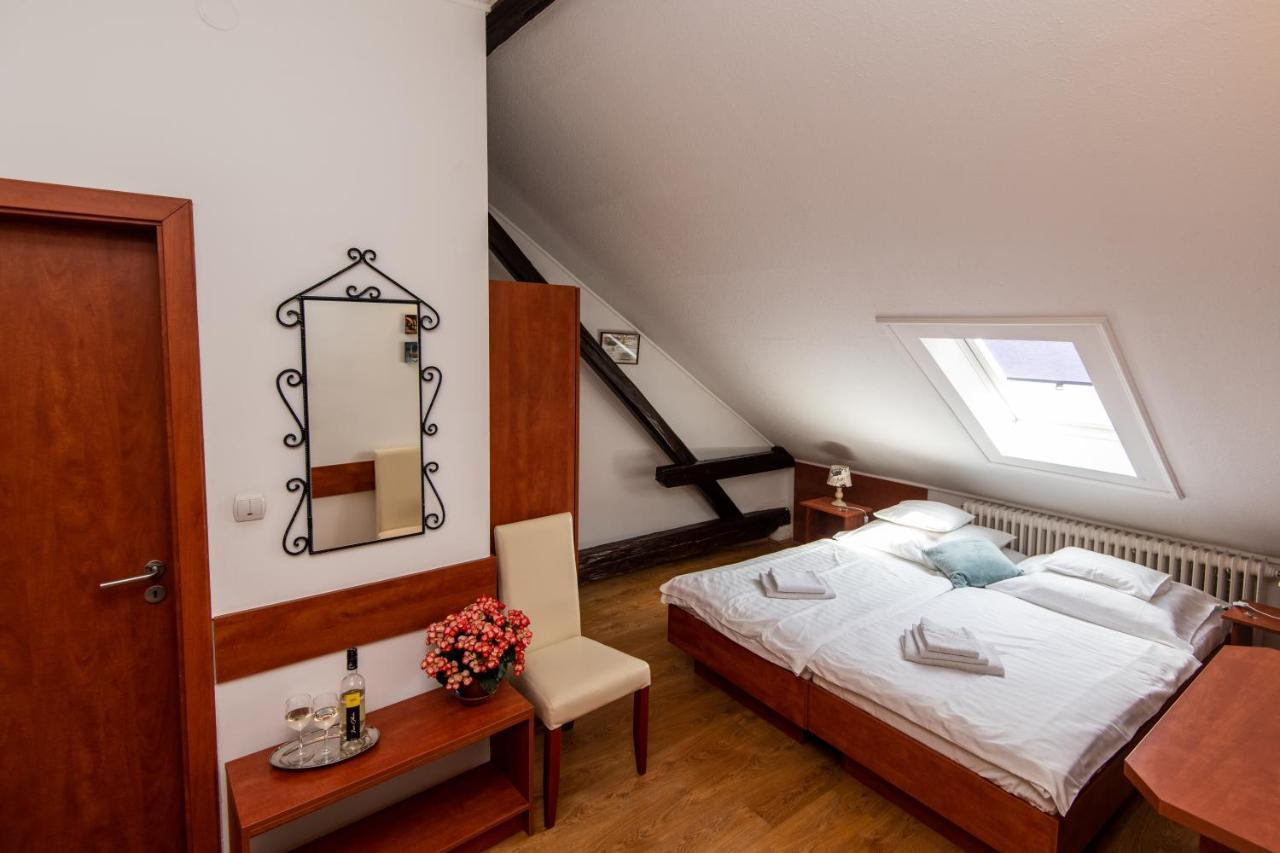 Fenyes Vinorium Bed & Breakfast Sopron Ngoại thất bức ảnh