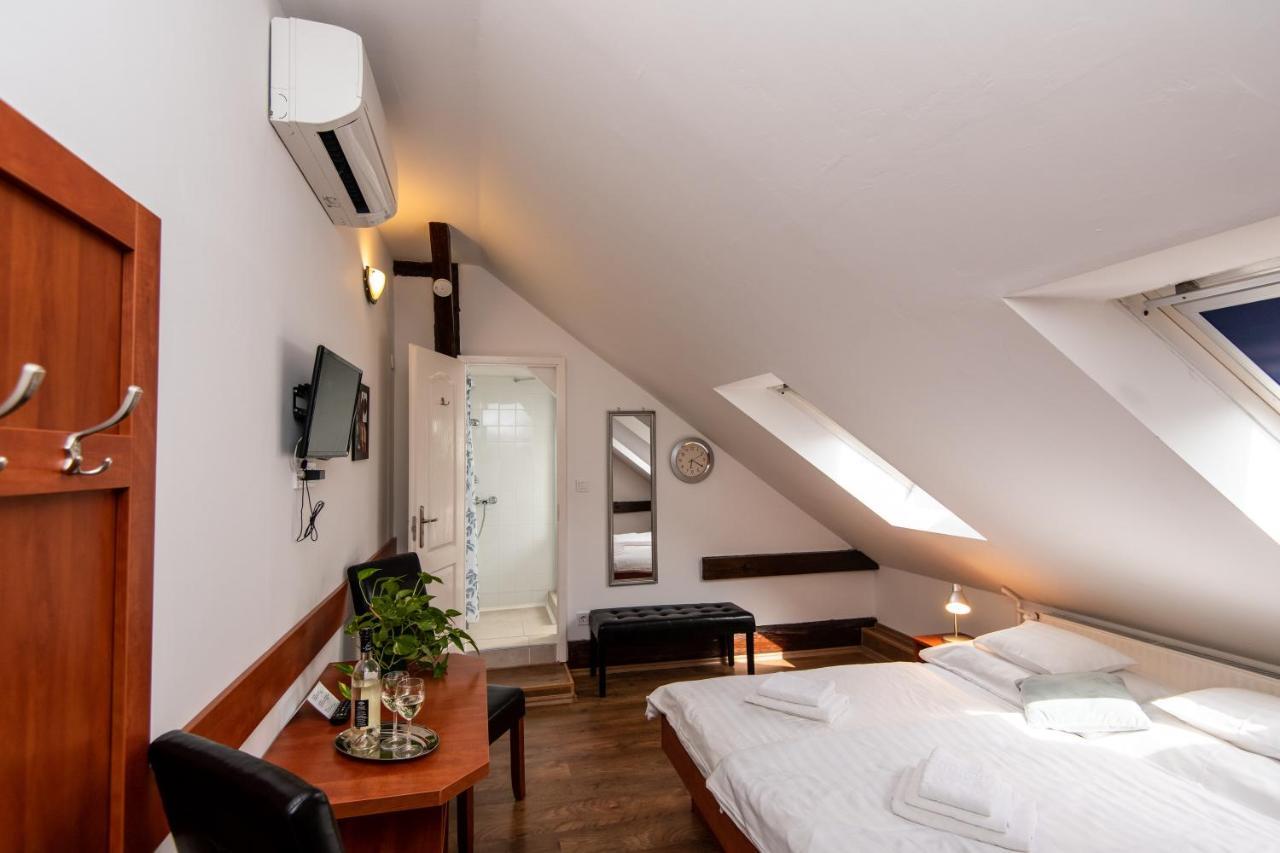 Fenyes Vinorium Bed & Breakfast Sopron Ngoại thất bức ảnh