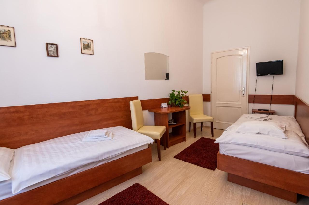 Fenyes Vinorium Bed & Breakfast Sopron Ngoại thất bức ảnh