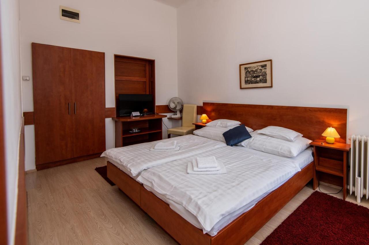 Fenyes Vinorium Bed & Breakfast Sopron Ngoại thất bức ảnh